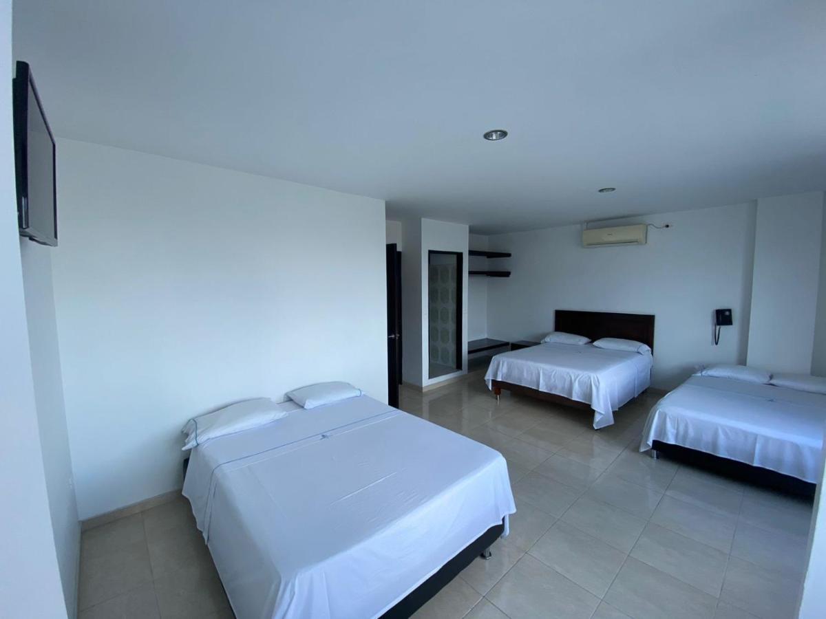 Hotel Torres Del Llano Йопал Екстериор снимка