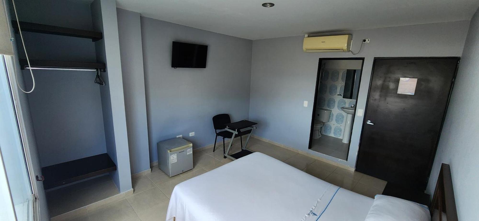 Hotel Torres Del Llano Йопал Екстериор снимка