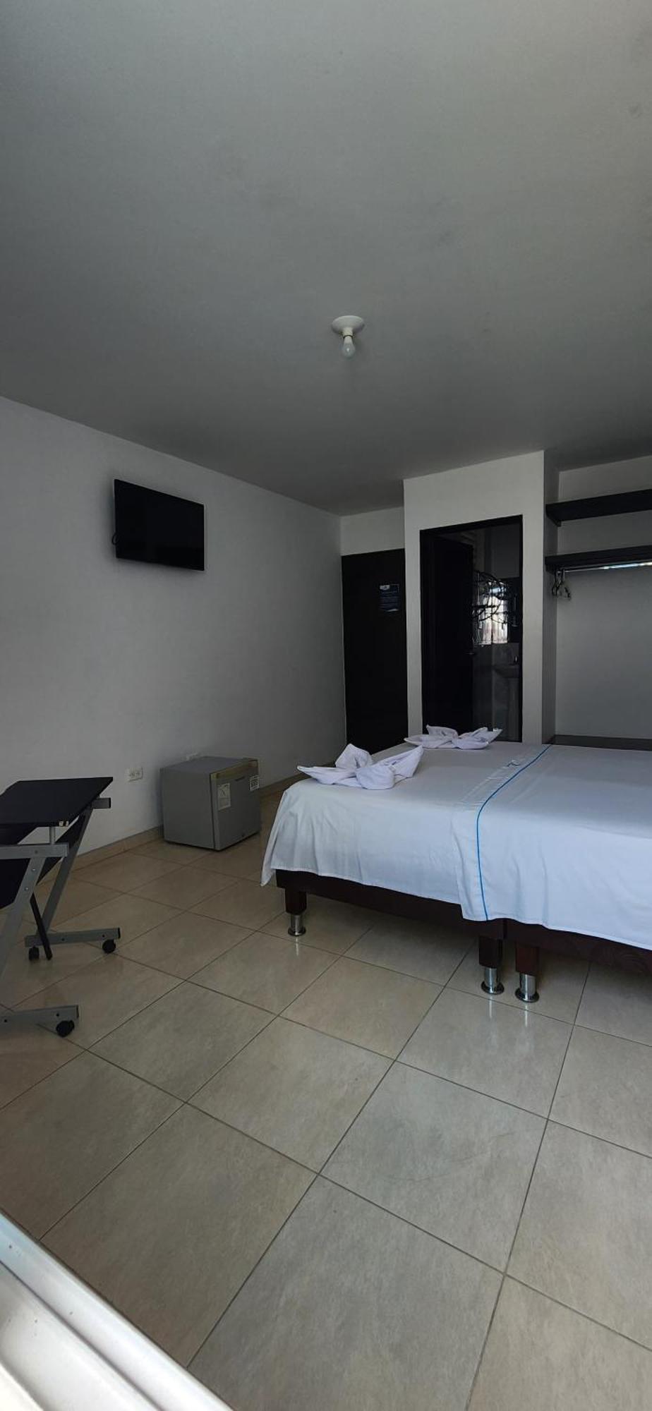Hotel Torres Del Llano Йопал Екстериор снимка