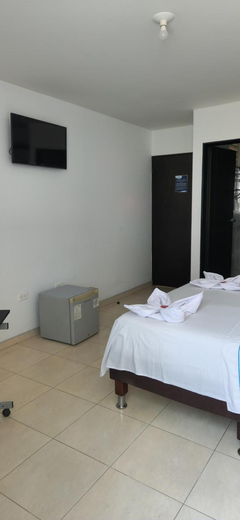 Hotel Torres Del Llano Йопал Екстериор снимка