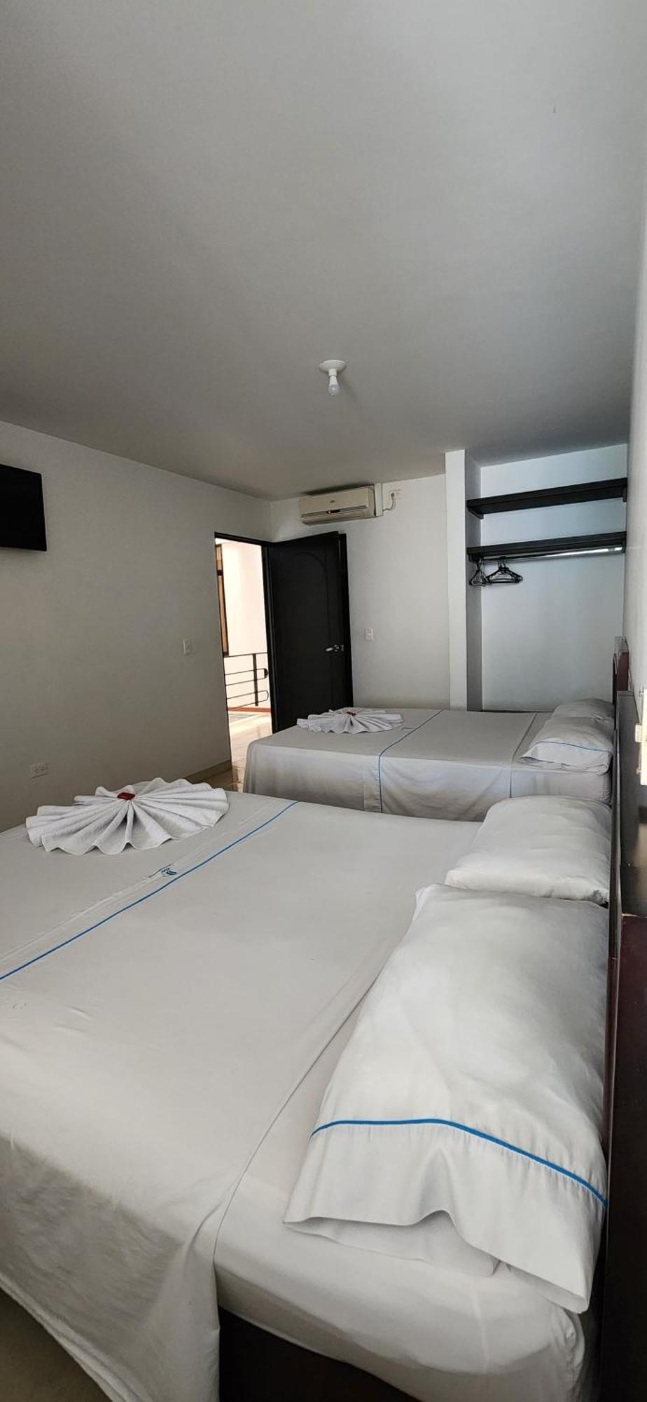 Hotel Torres Del Llano Йопал Екстериор снимка