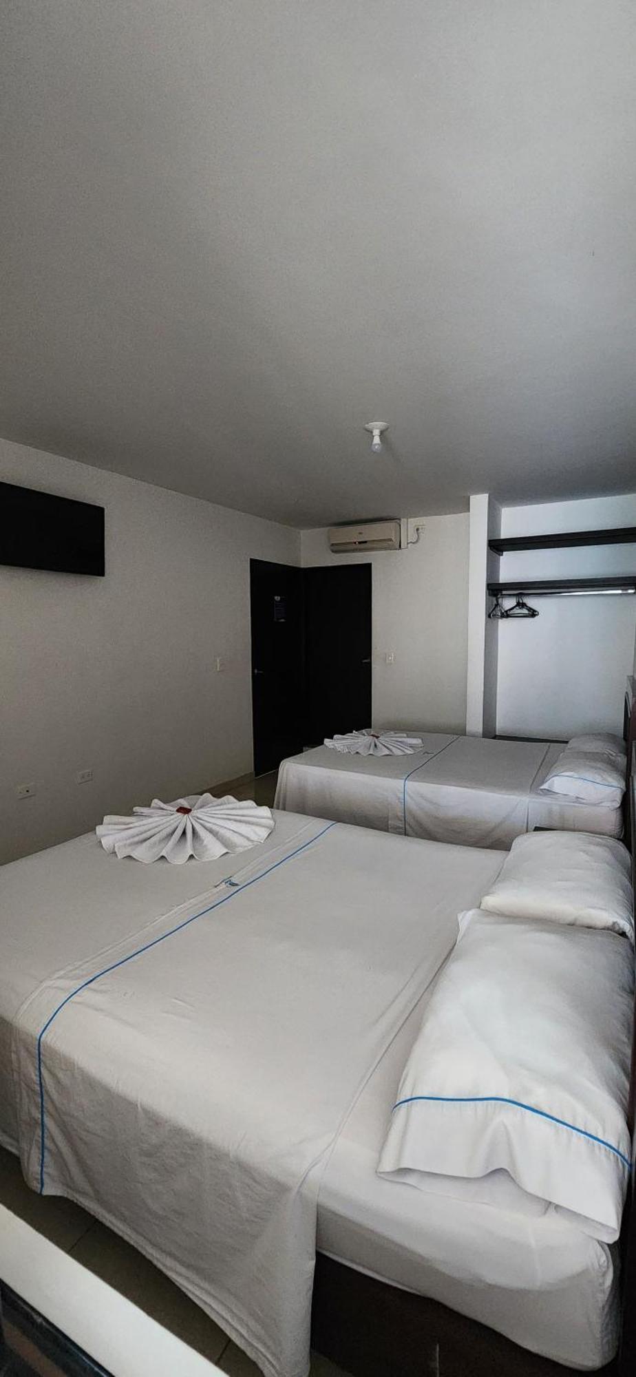 Hotel Torres Del Llano Йопал Екстериор снимка